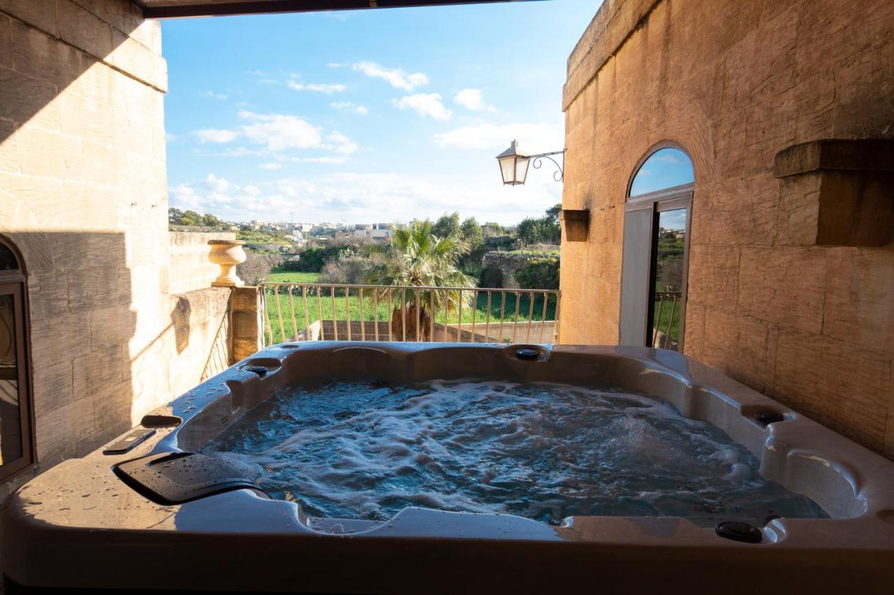 Vakantiehuis Centre Island With Private Pool And Hot Tub *